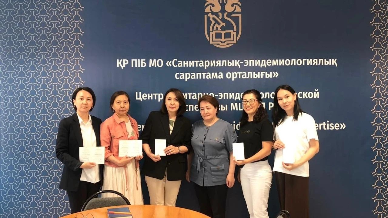 ЦСЭЭ провёл обучение для сотрудников КазАТИУ 